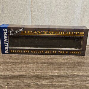 Walthers HO Heavy Weight Pullman 8-1-2 (Plan #3879A) Santa Fe -- ITEM #3000
